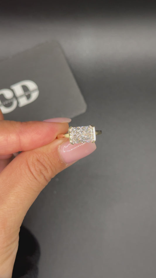 3ct Radiant east west set solitaire half bezel D VS1 18K Yellow Gold
